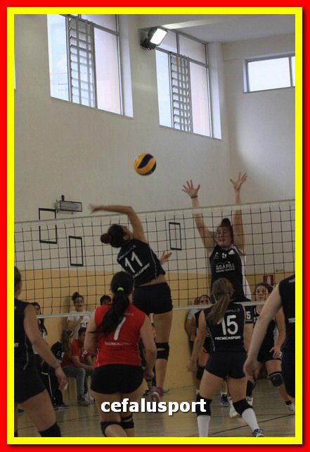 150523 volley 427_tn.jpg